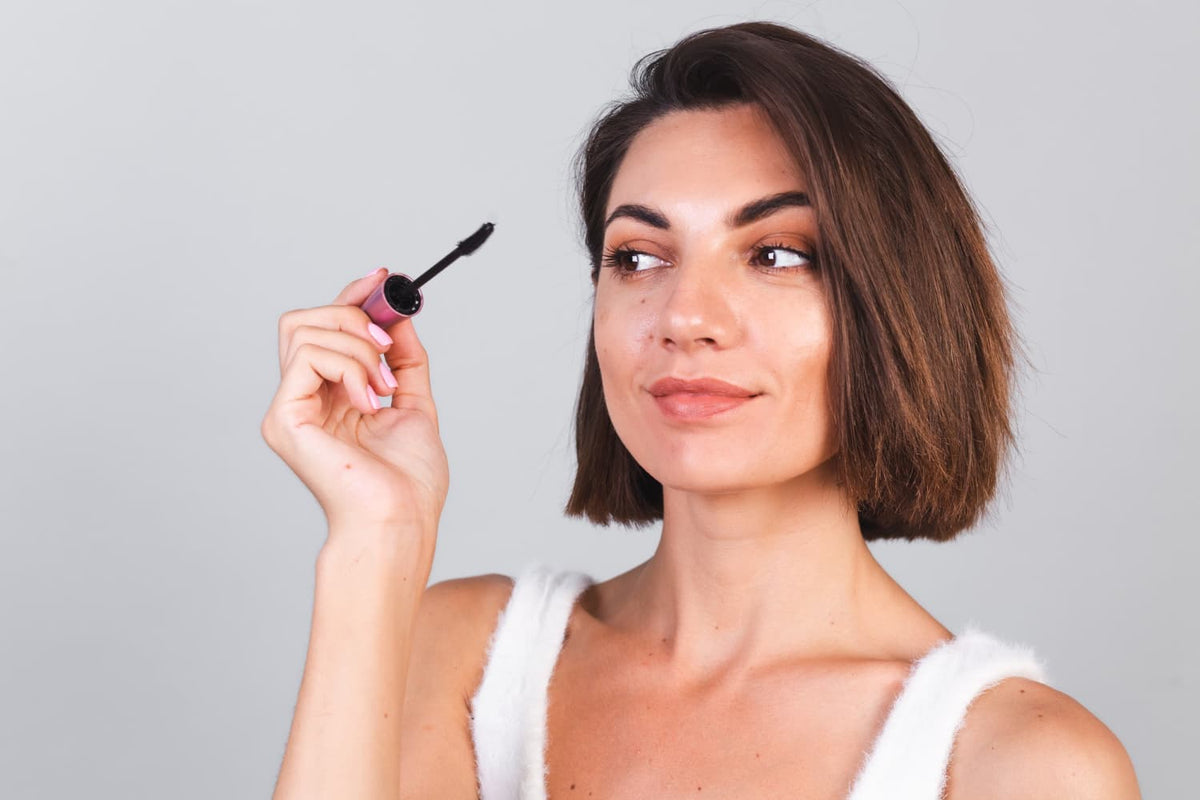 Göz Şekline Göre Eyeliner — Alix Avien blog görseli
