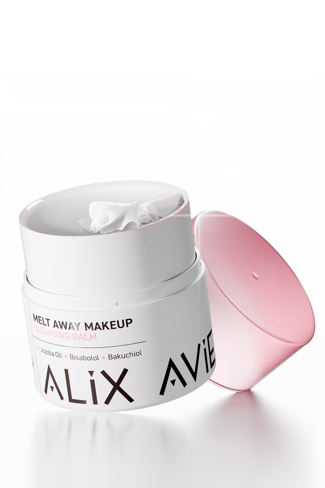 Makyaj Temizleme Balmı (Cleansing Balm) Nedir? Diğer Makyaj Temizleyicilerle Farkı Ne?