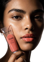 Vivid Lip Gloss | 5 Ton, Cam Gibi Parlak Bitiş