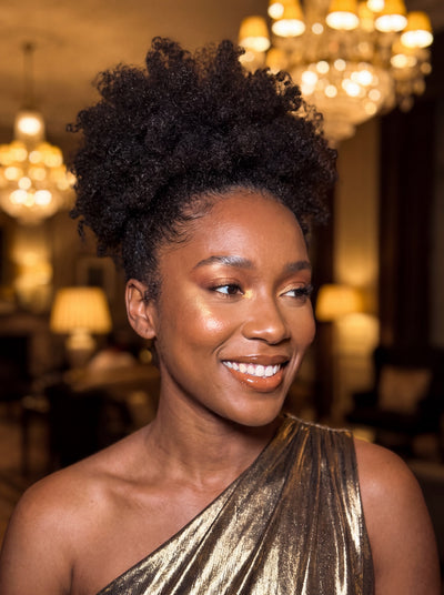 Altın Glam makyajı, Alix Avien