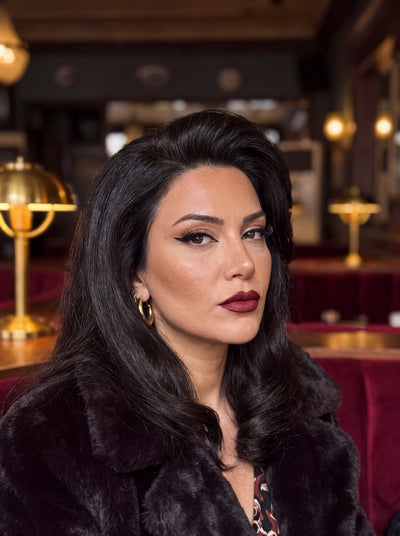 Mob Wife Glam makyajı, Alix Avien